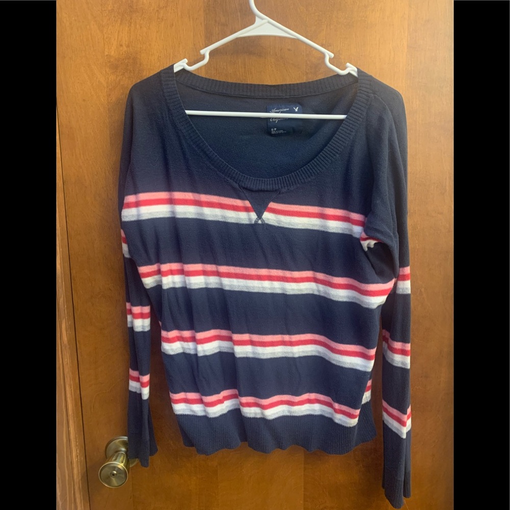Women’s American Eagle Sweater.